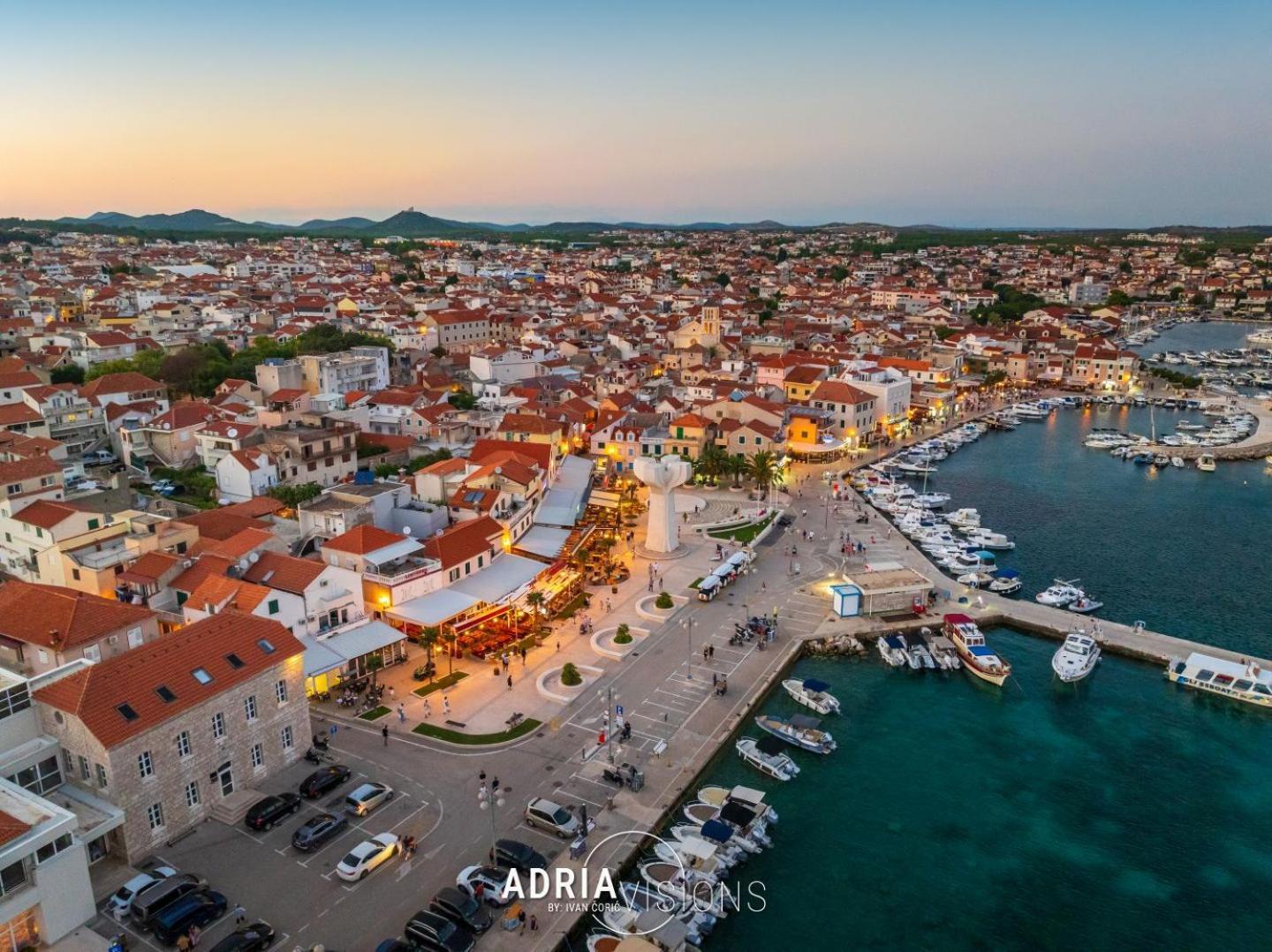Refresh Boutique Suites - Central Point Vodice Exterior photo